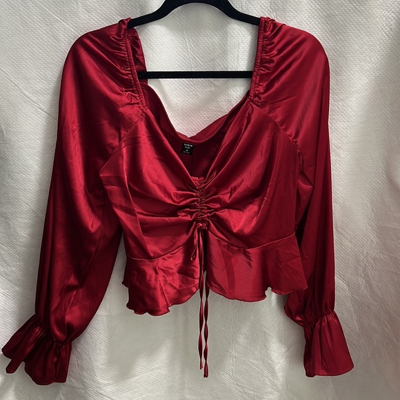 Satin blouse - Picture 4 of 6